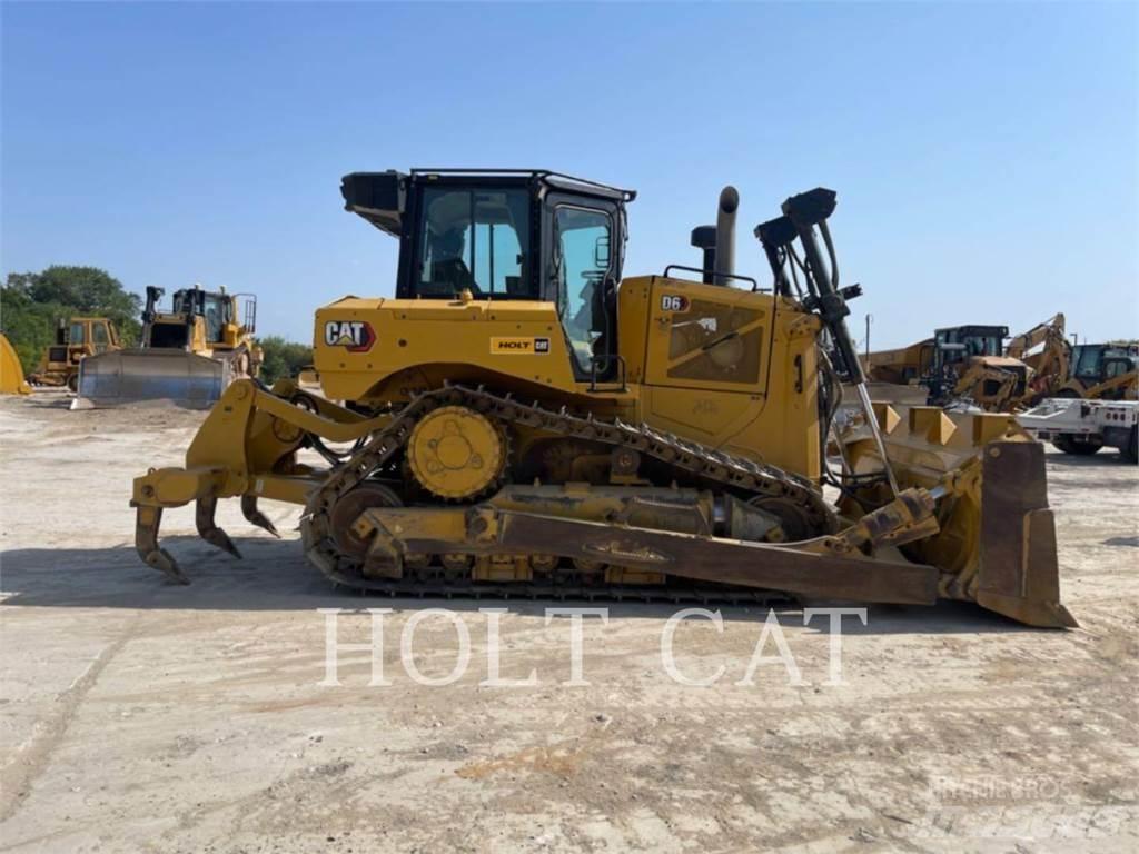 CAT D6 Crawler dozers