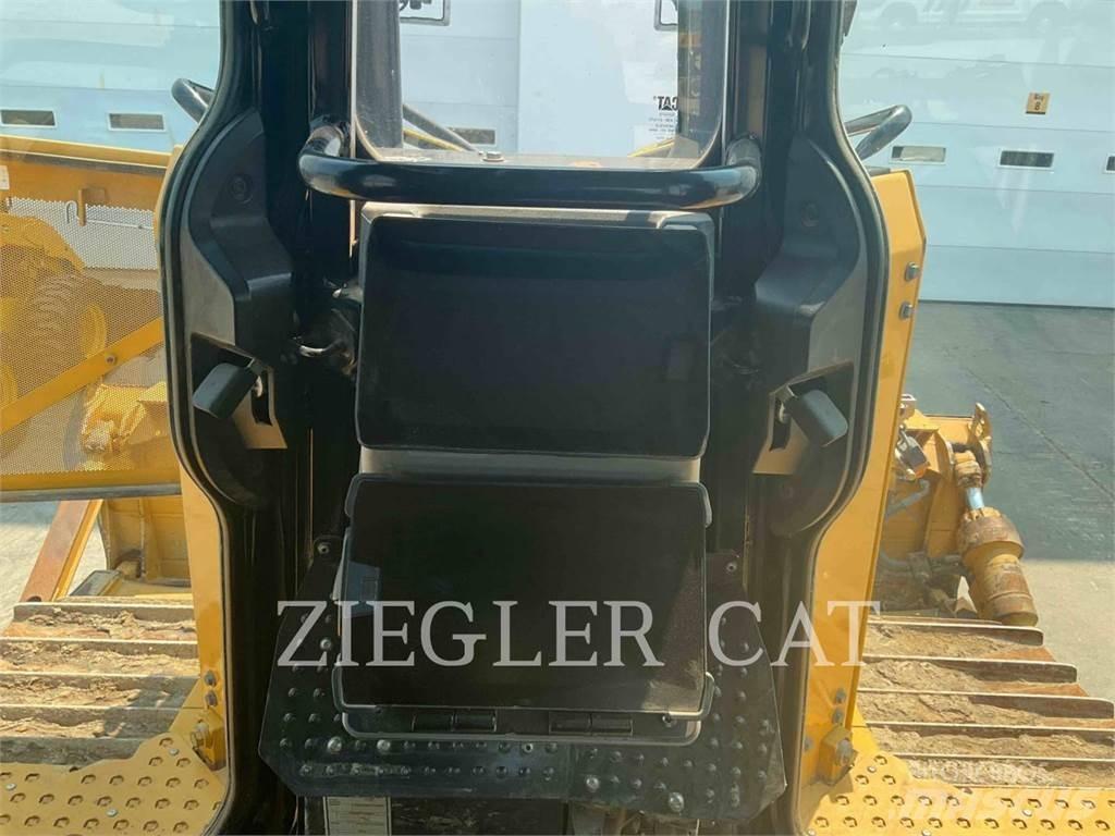 CAT D6 Crawler dozers