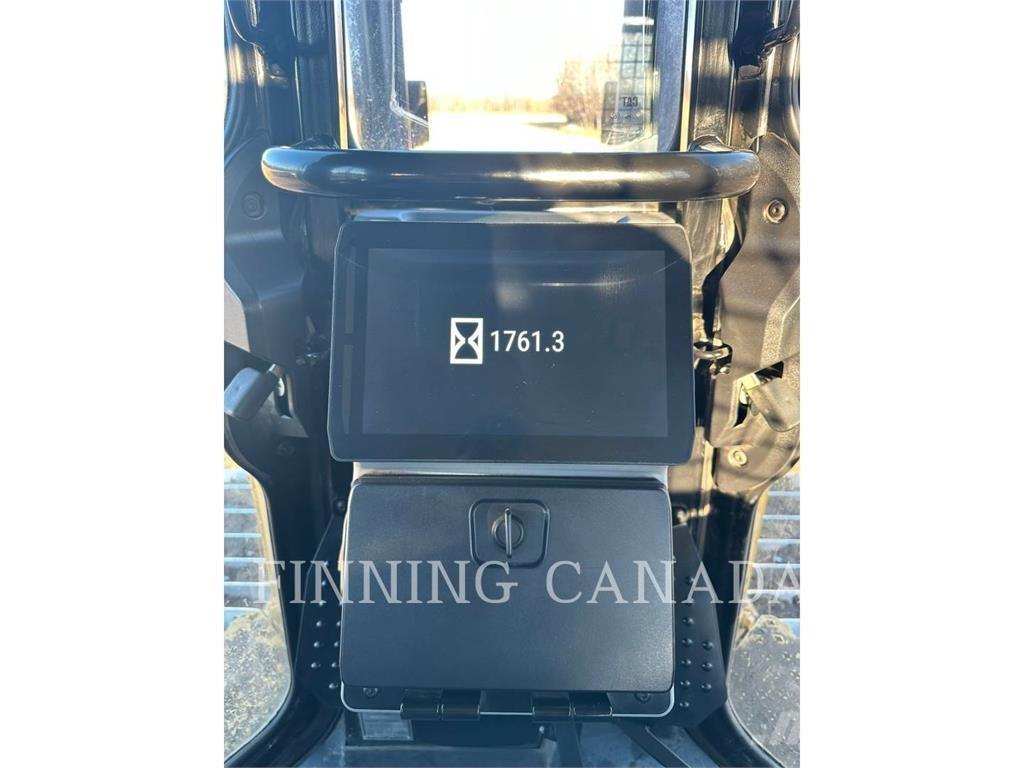 CAT D6 Crawler dozers