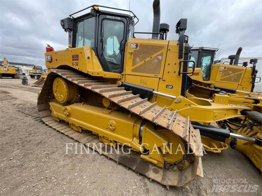 CAT D6-20 Crawler dozers