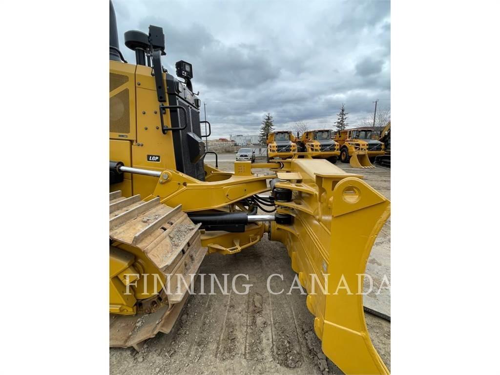 CAT D6-20 Crawler dozers