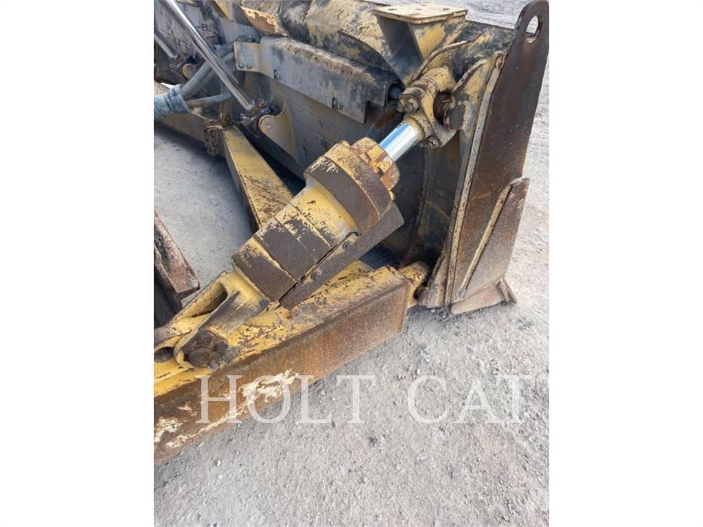 CAT D6 LGP Crawler dozers