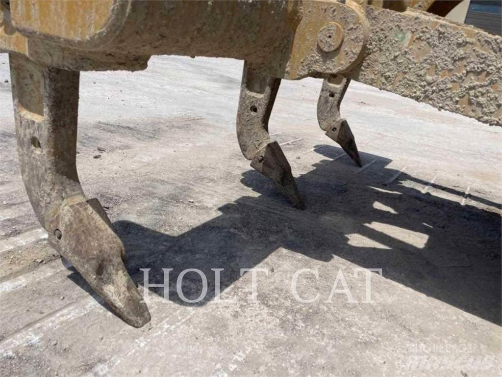 CAT D6 VP Crawler dozers