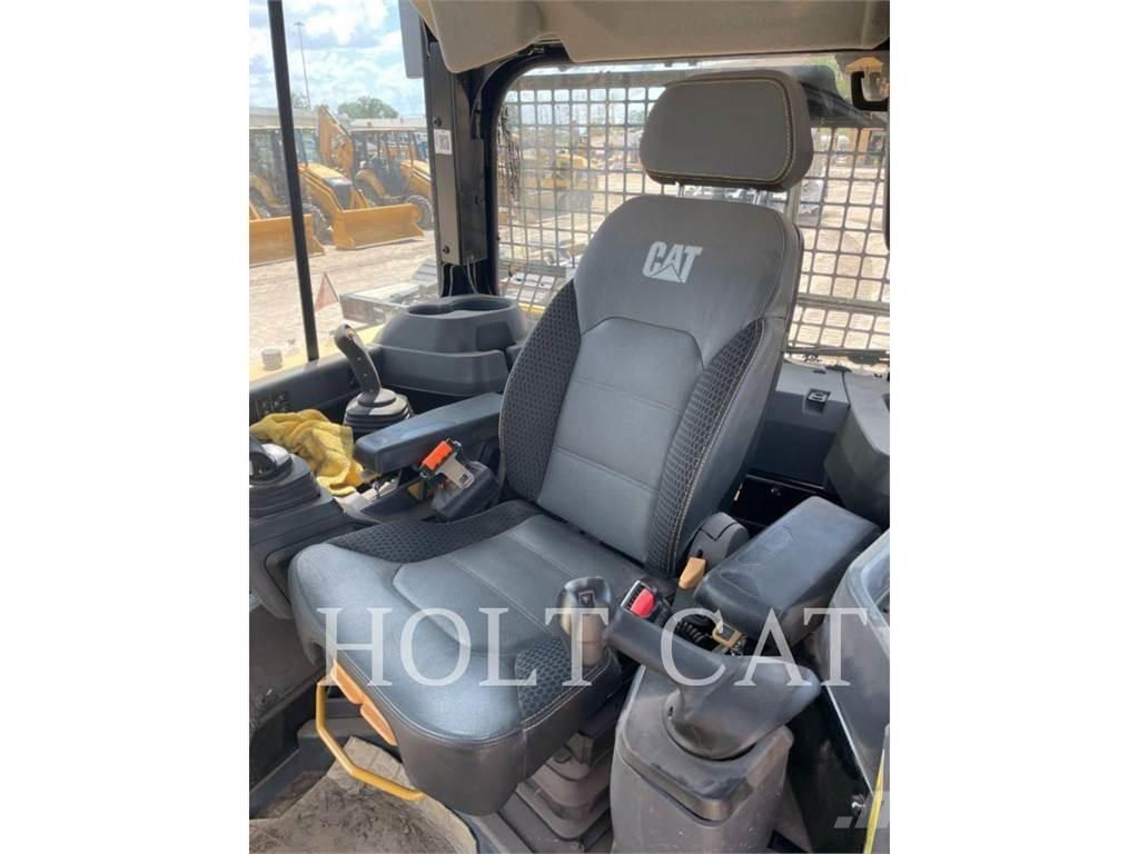 CAT D6 XELGP Crawler dozers