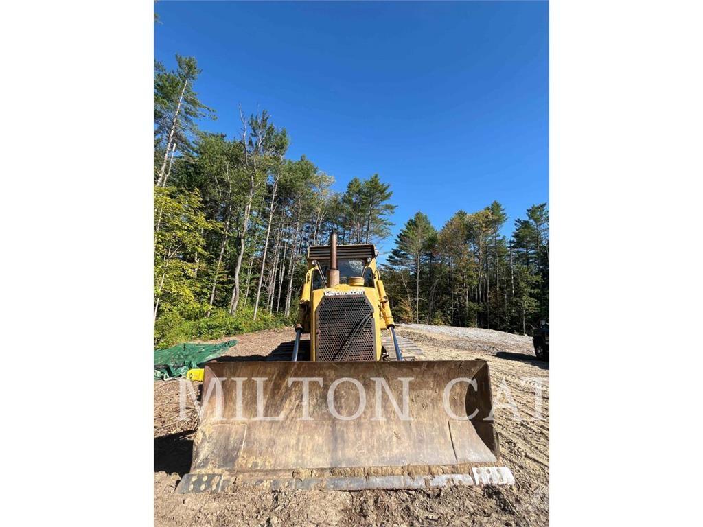 CAT D6D Crawler dozers