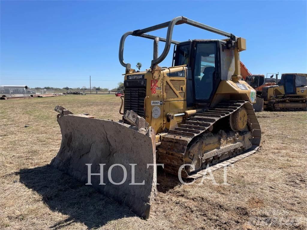 CAT D6N Crawler dozers
