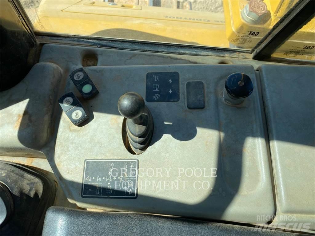 CAT D6NLGP Crawler dozers