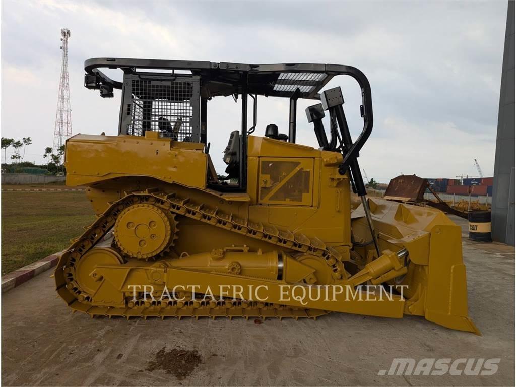 CAT D6R2 Crawler dozers