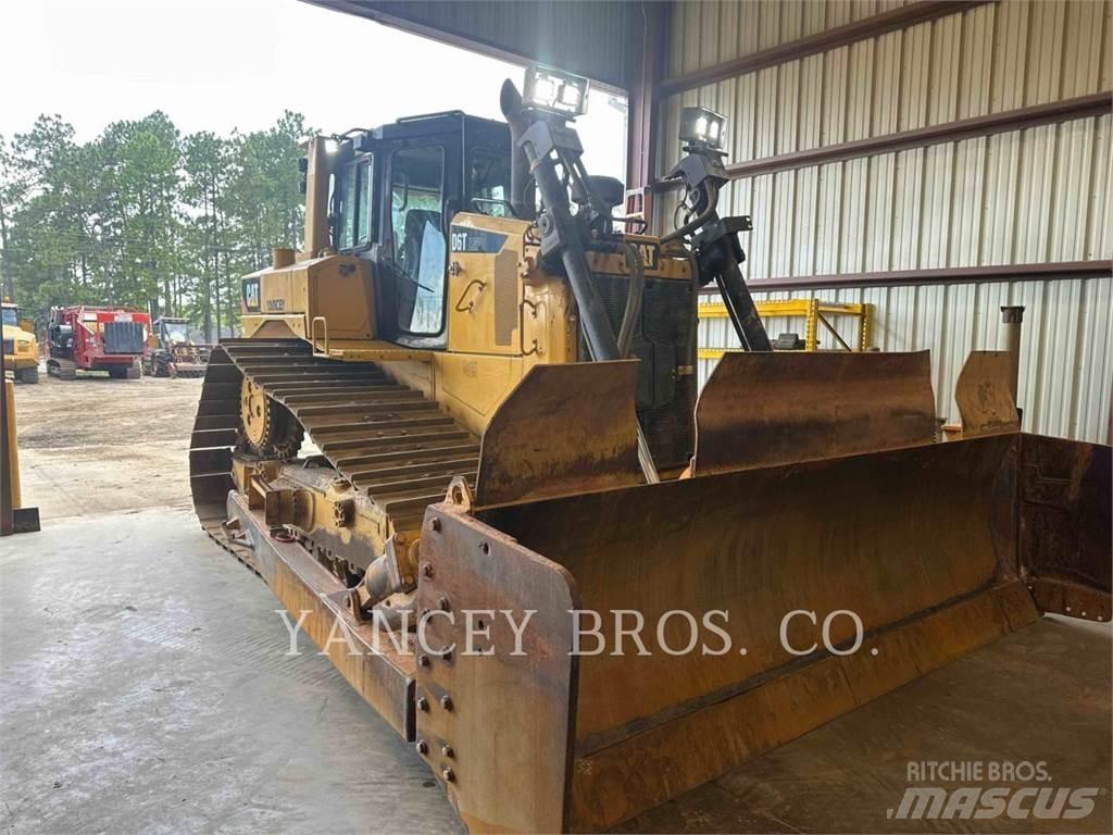 CAT D6T Crawler dozers