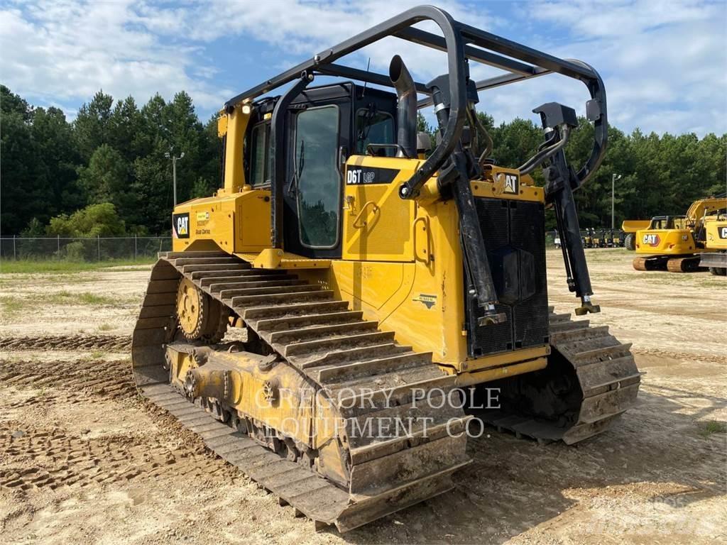 CAT D6T Crawler dozers