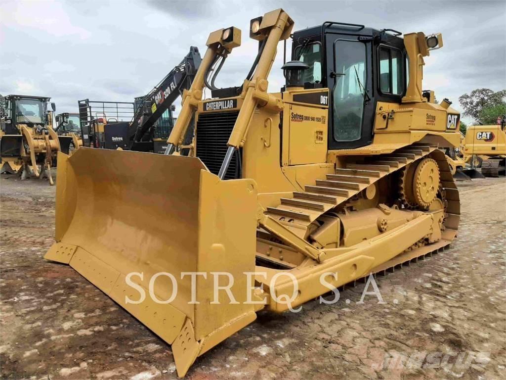 CAT D6T Crawler dozers