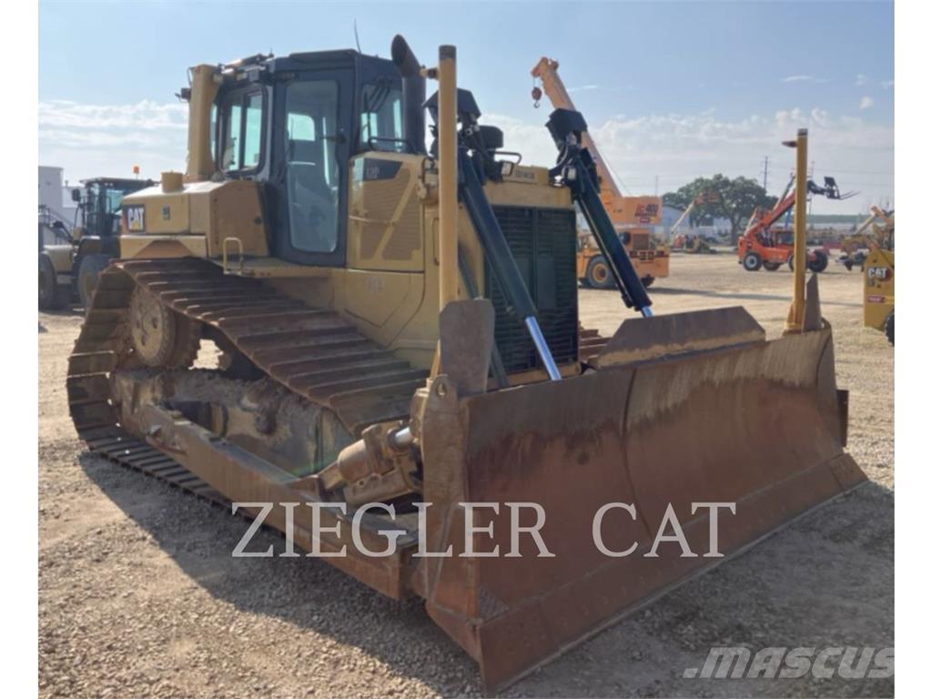 CAT D6T Crawler dozers