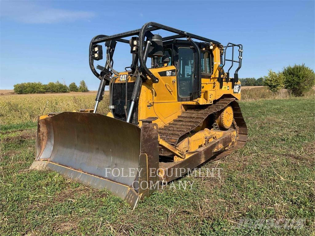 CAT D6T Crawler dozers