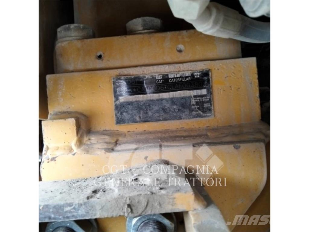 CAT D6T Crawler dozers