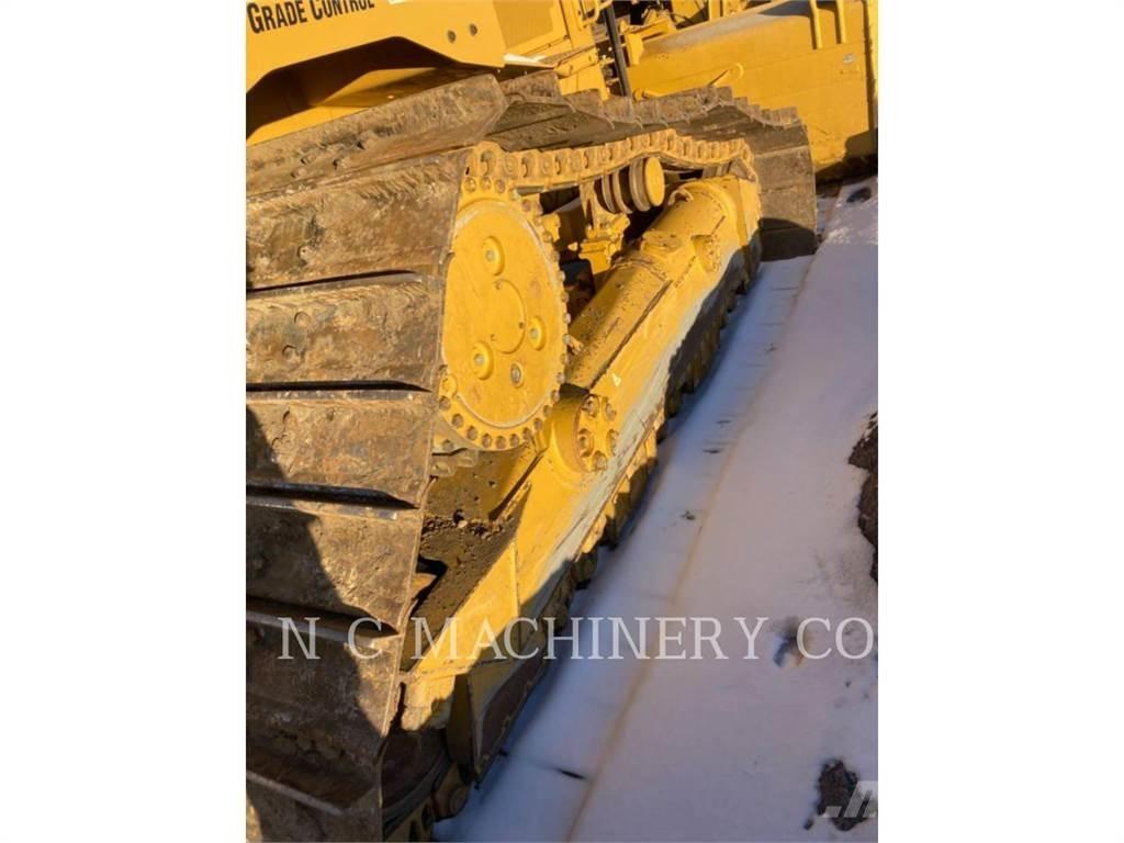 CAT D6T LGPVP Crawler dozers