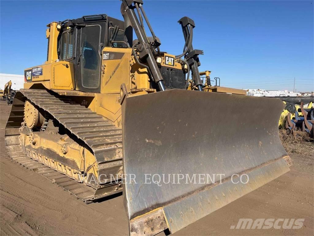 CAT D6T LGPVPT Crawler dozers