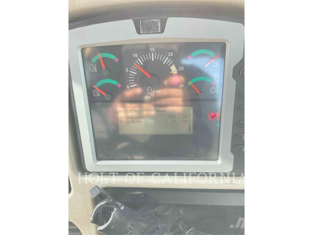 CAT D6TLGP Crawler dozers