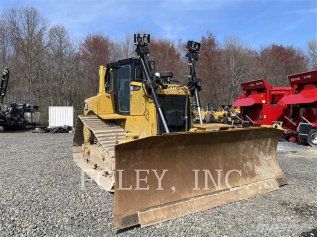 CAT D6TVP Crawler dozers