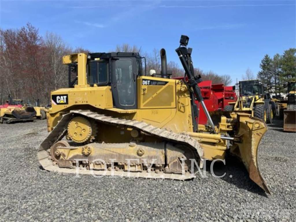 CAT D6TVP Crawler dozers