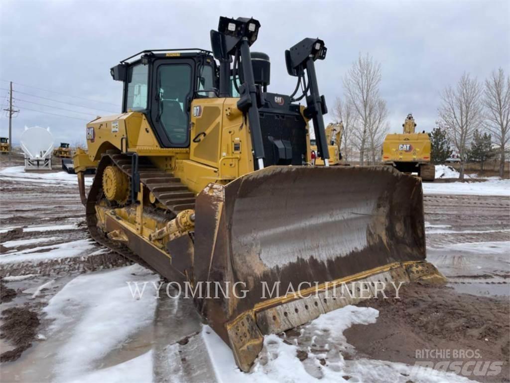 CAT D7 Crawler dozers