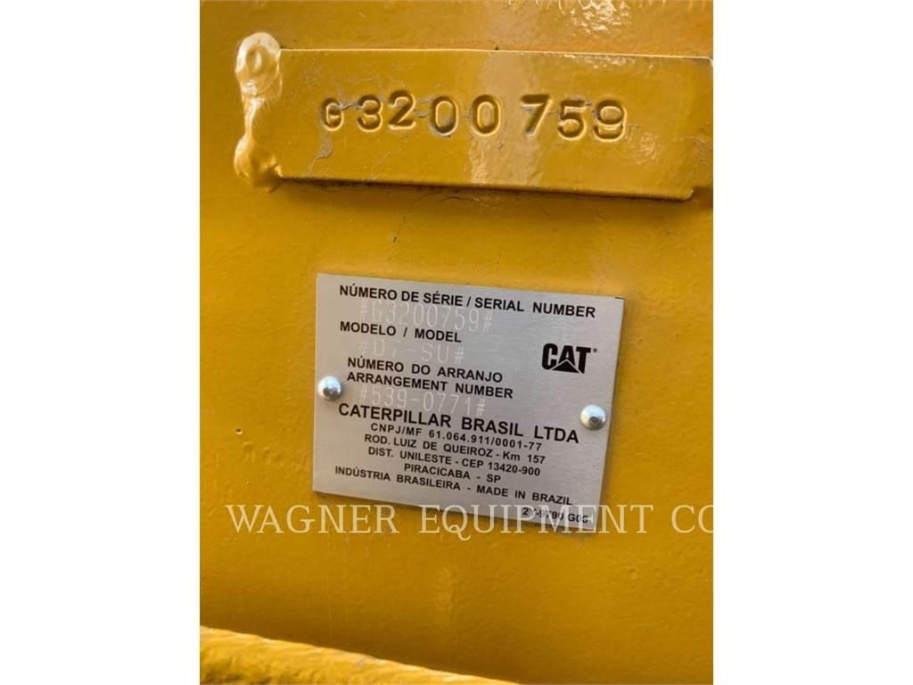 CAT D7 Crawler dozers
