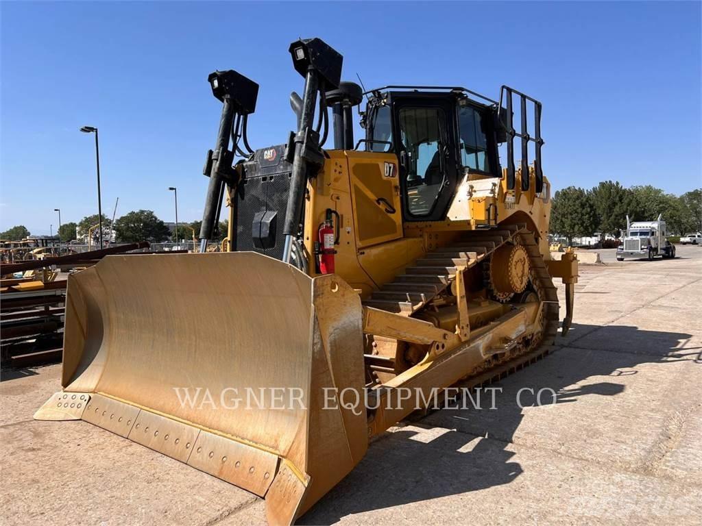 CAT D7 Crawler dozers