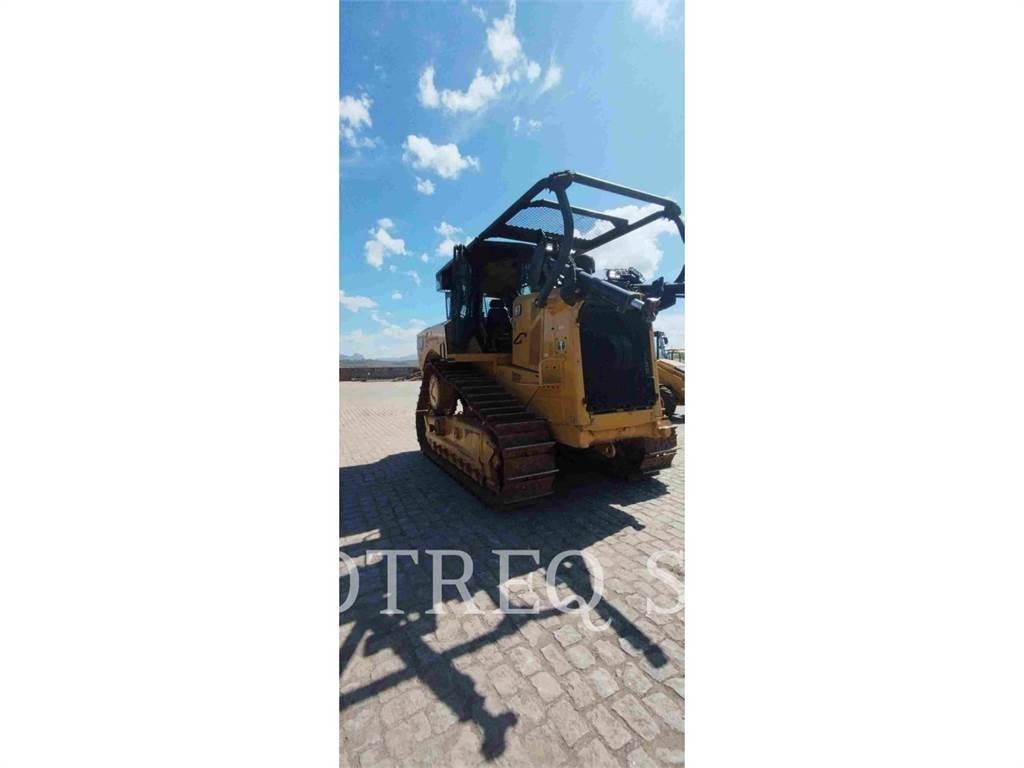 CAT D7 Crawler dozers