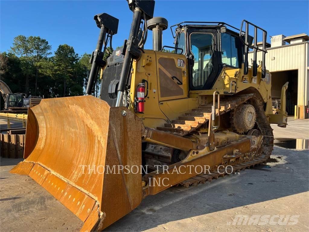 CAT D7 Crawler dozers