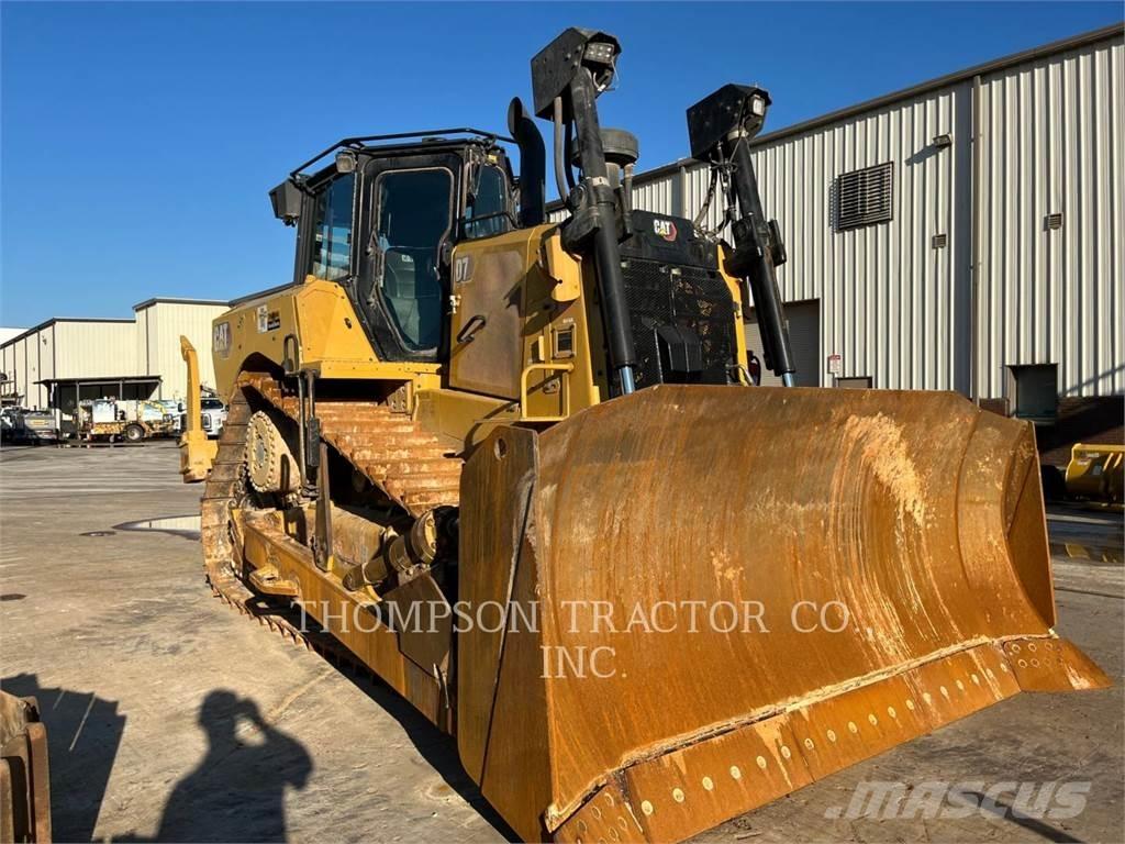 CAT D7 Crawler dozers