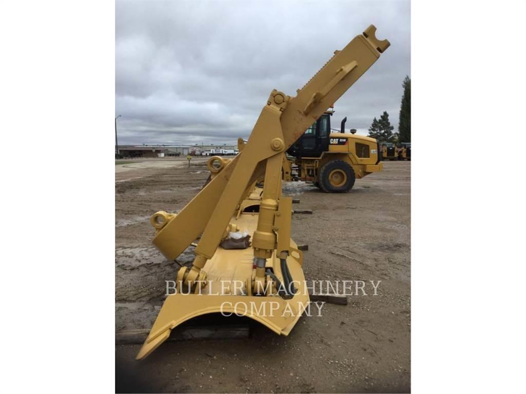 CAT D7E A BLADE Blades