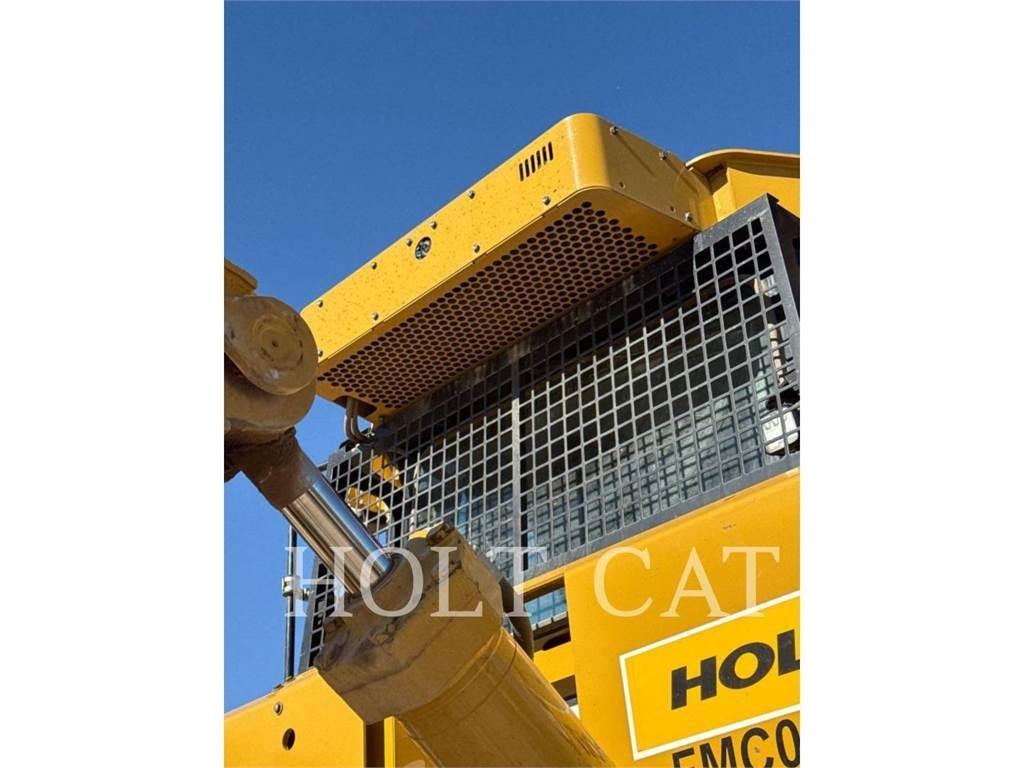 CAT D8T Crawler dozers