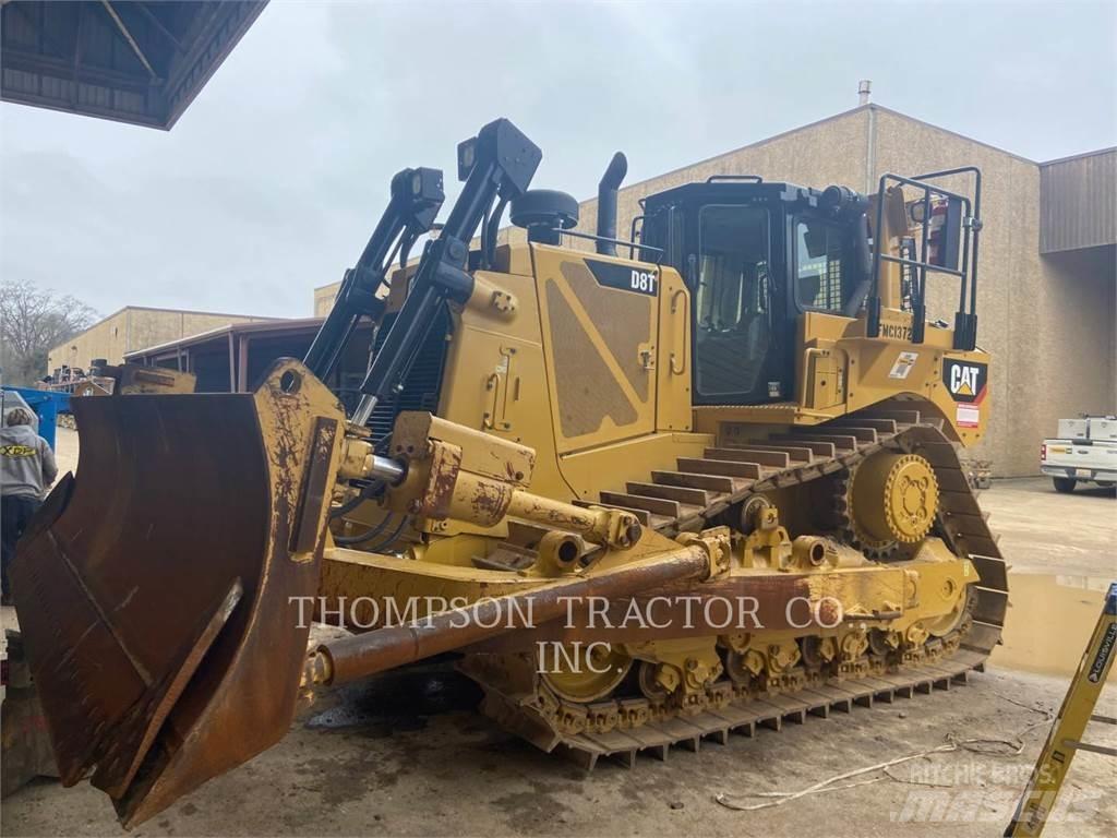 CAT D8T Crawler dozers