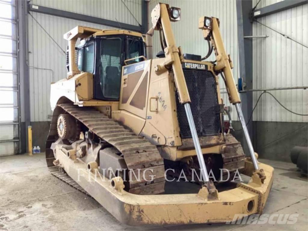 CAT D8T Crawler dozers