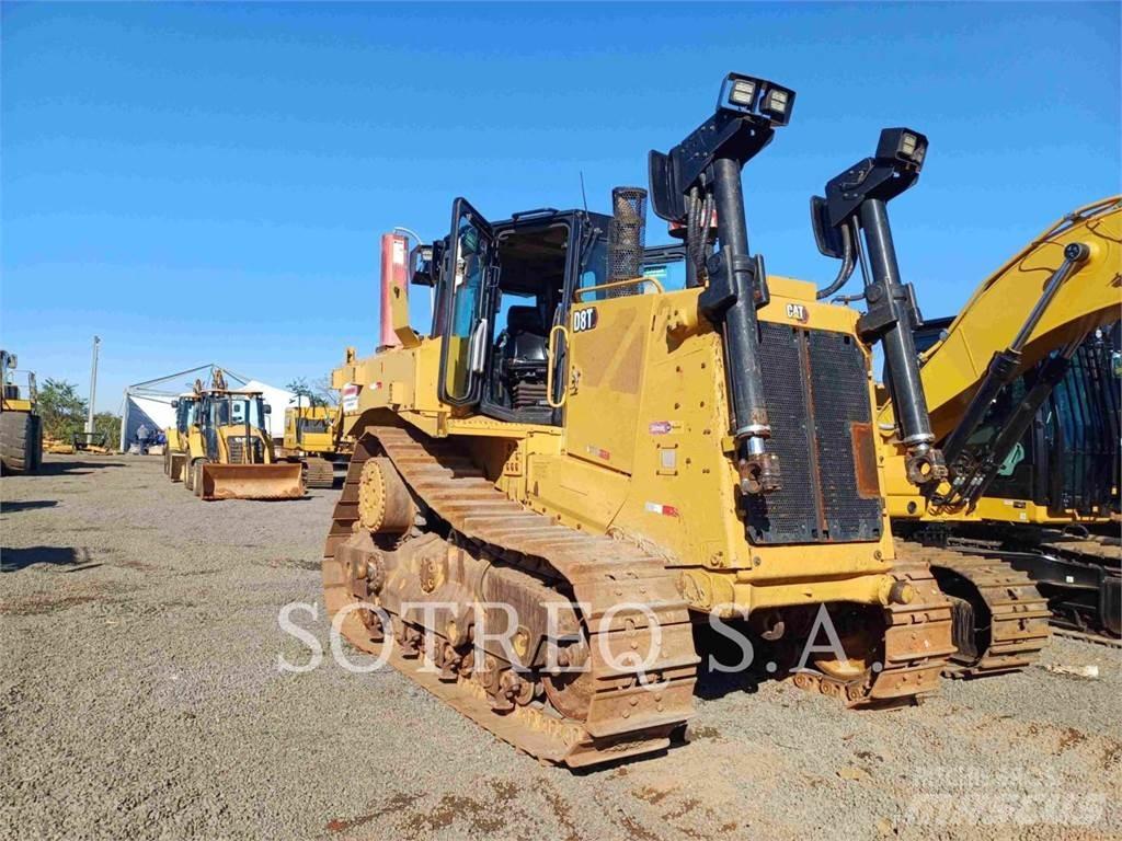 CAT D8T Crawler dozers