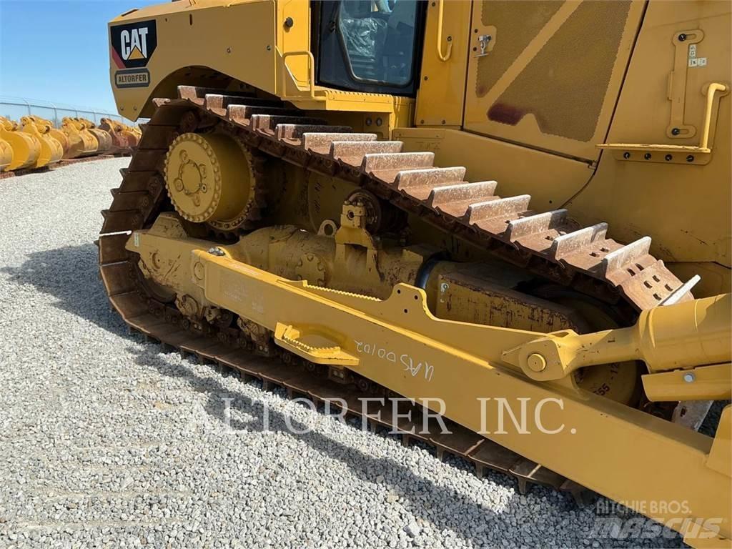 CAT D8T Crawler dozers