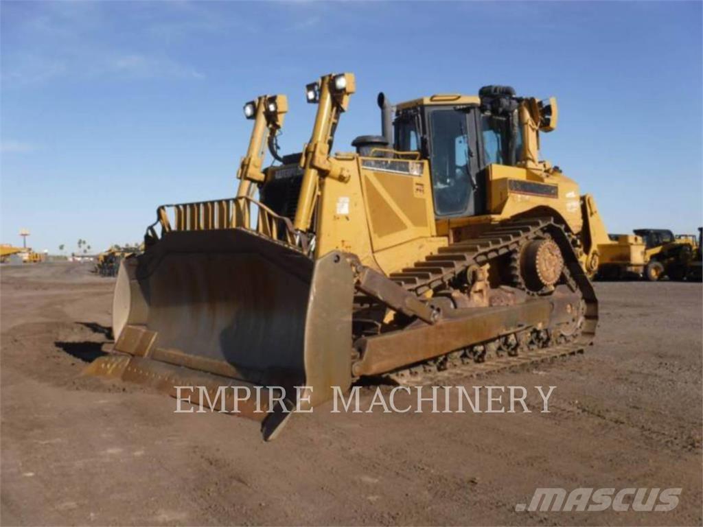 CAT D8T Crawler dozers