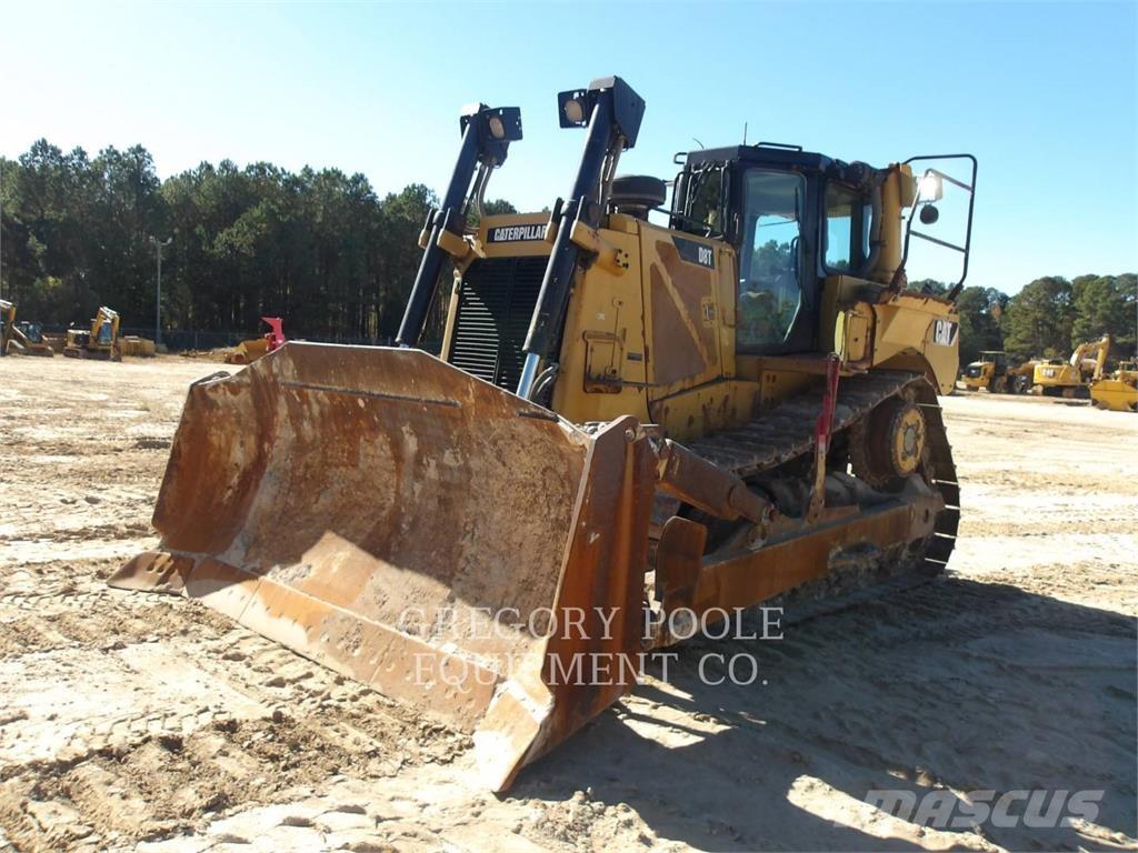 CAT D8T Crawler dozers