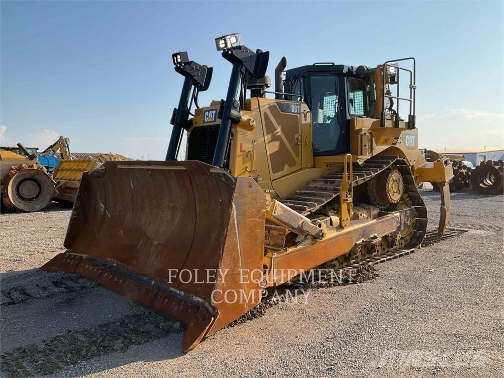 CAT D8T Crawler dozers