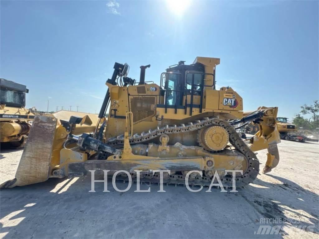 CAT D9 Crawler dozers