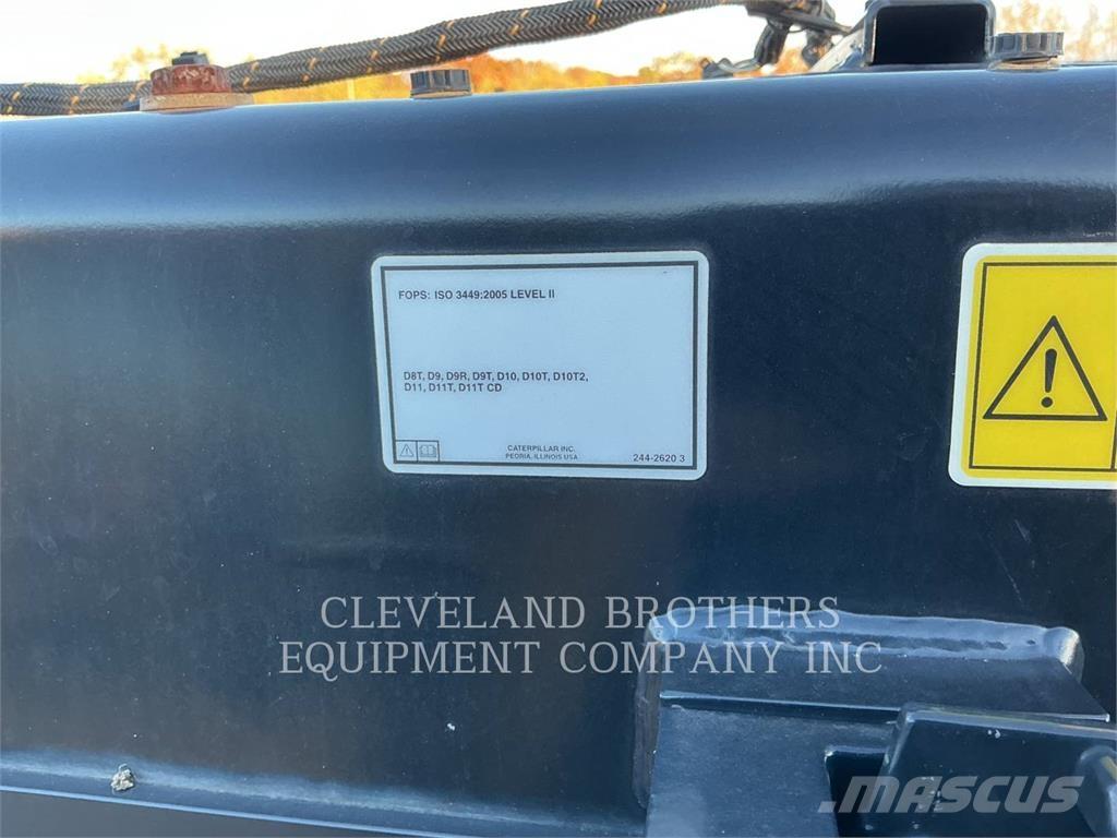 CAT D9 Crawler dozers