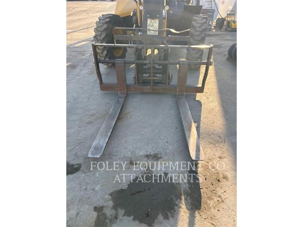 CAT FKTHT60W Telescopic handlers