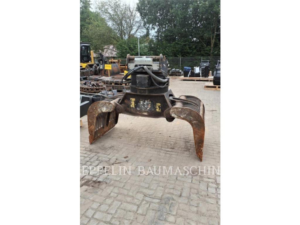 CAT G320B/D Grapples