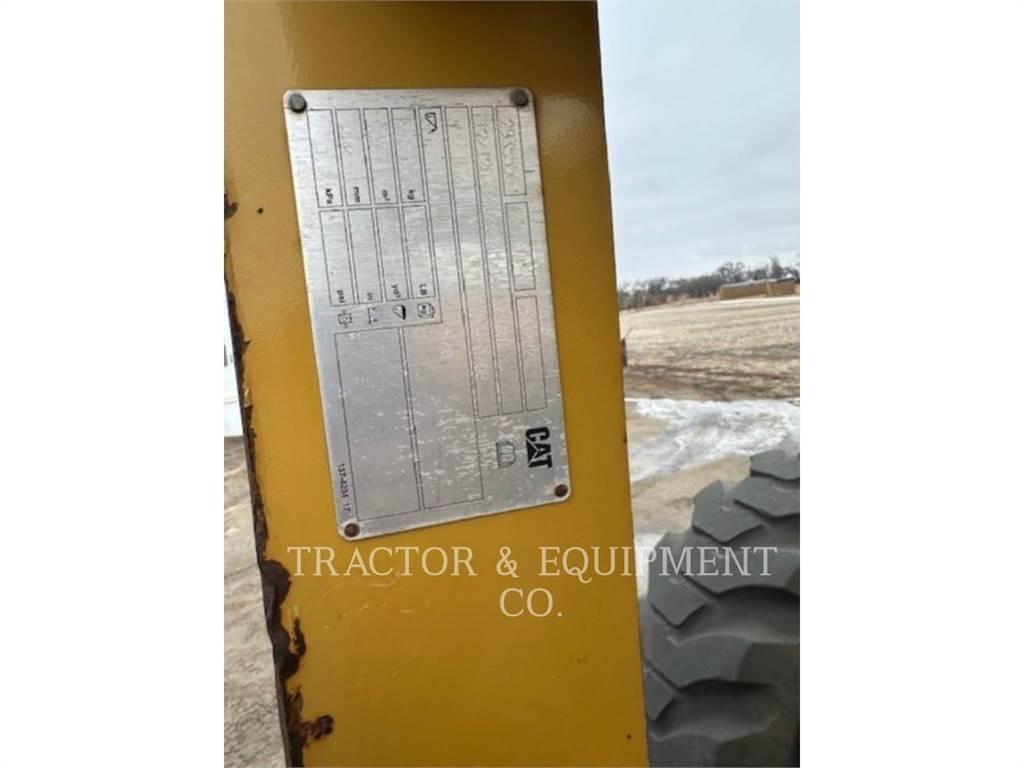 CAT LIFT Graders
