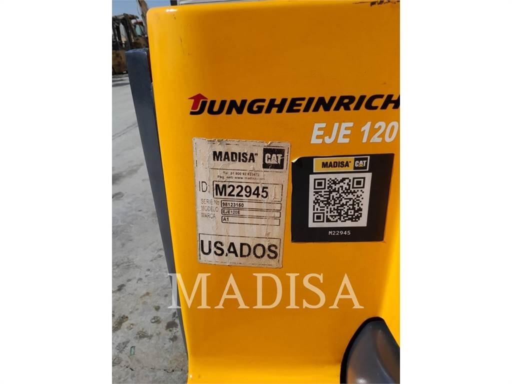 CAT LIFT TRUCKS EJE120E Golf carts