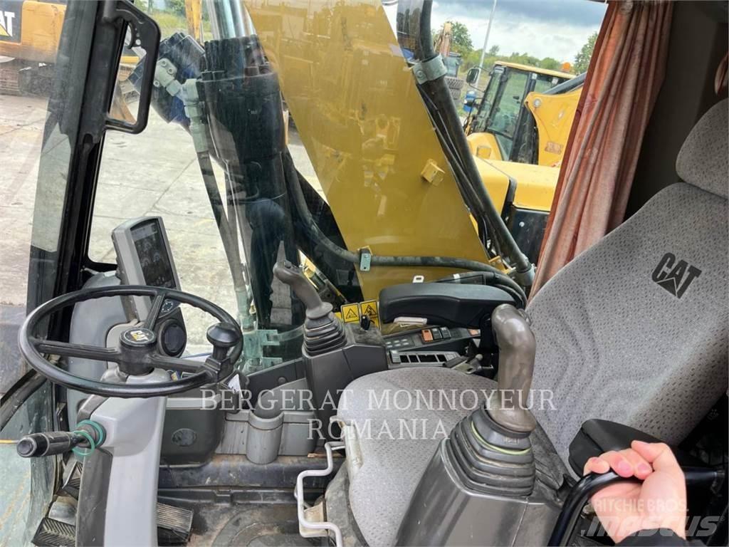 CAT M316D Wheeled excavators