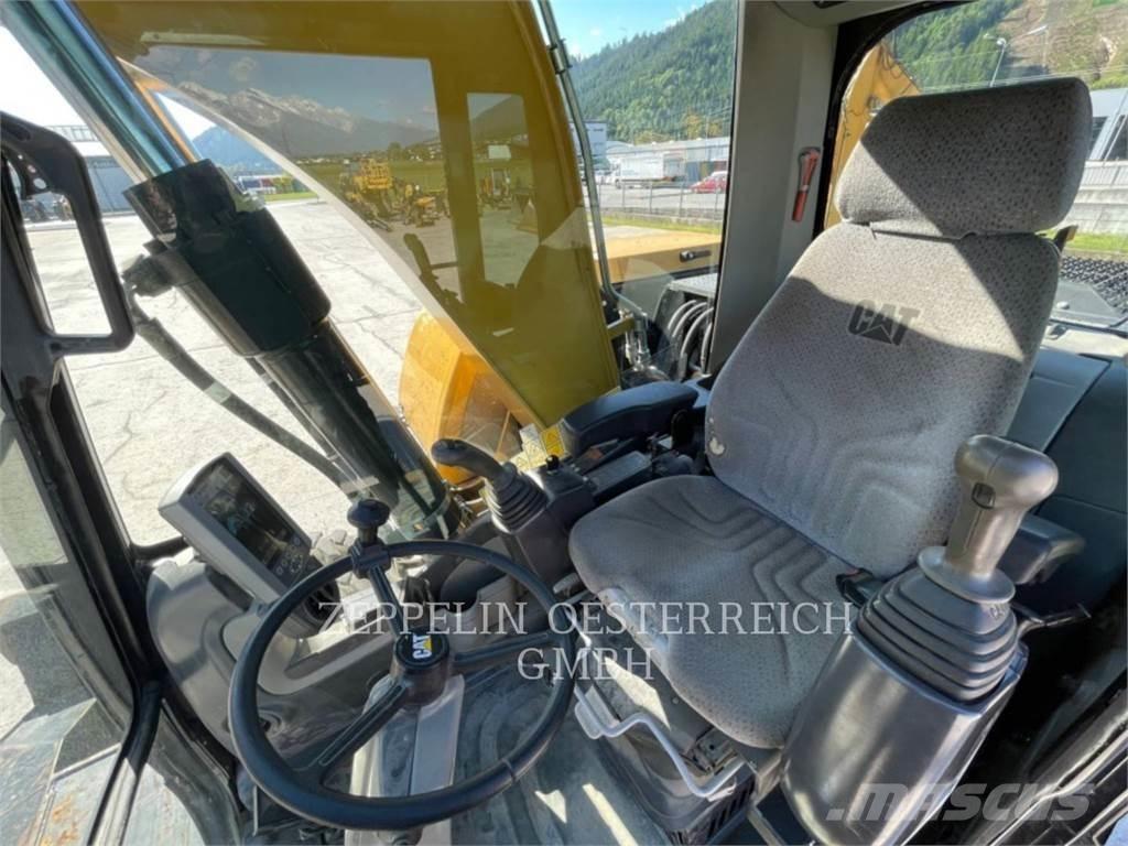 CAT M316D Wheeled excavators