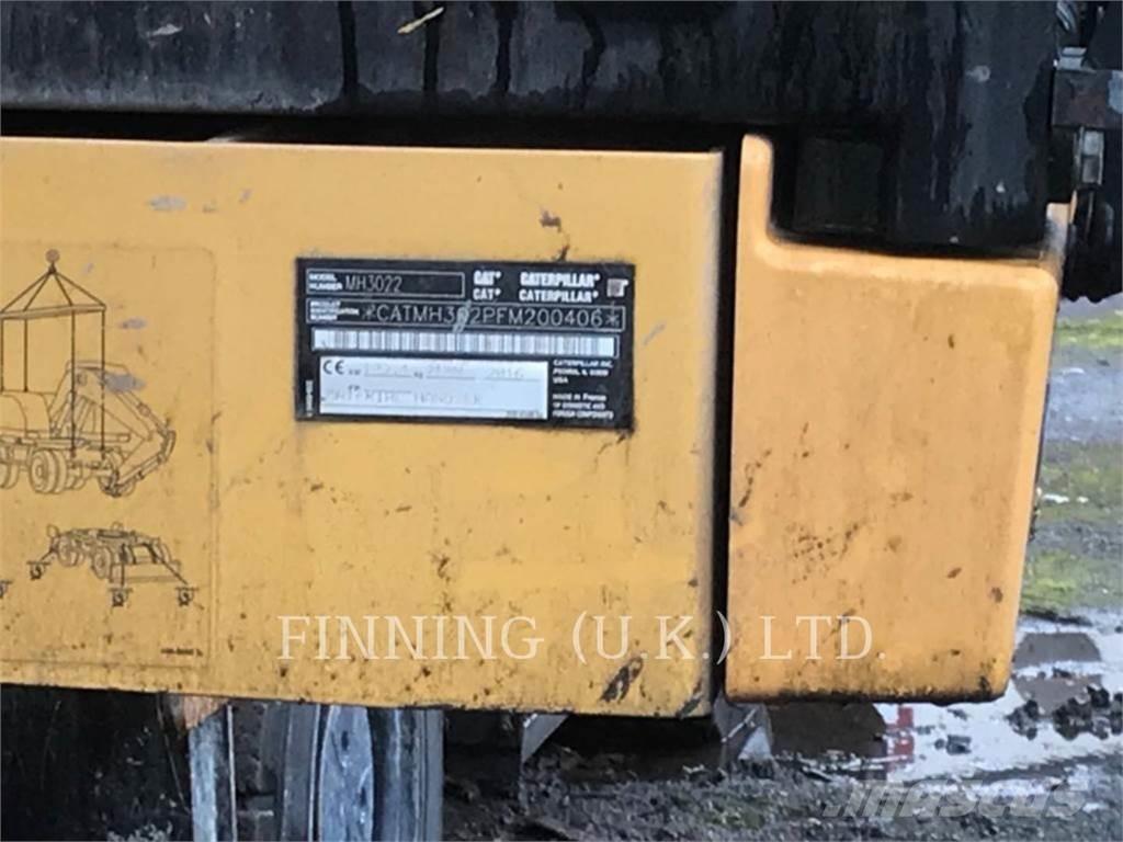 CAT MH3022 Crawler excavators