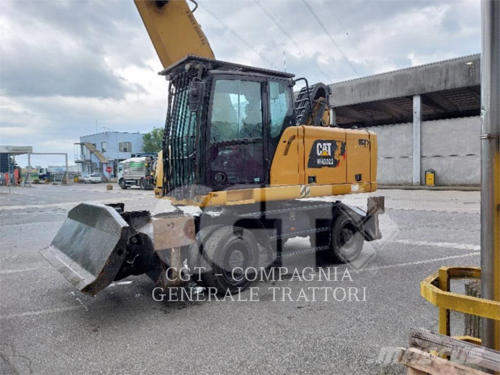CAT MH3022 Wheeled excavators
