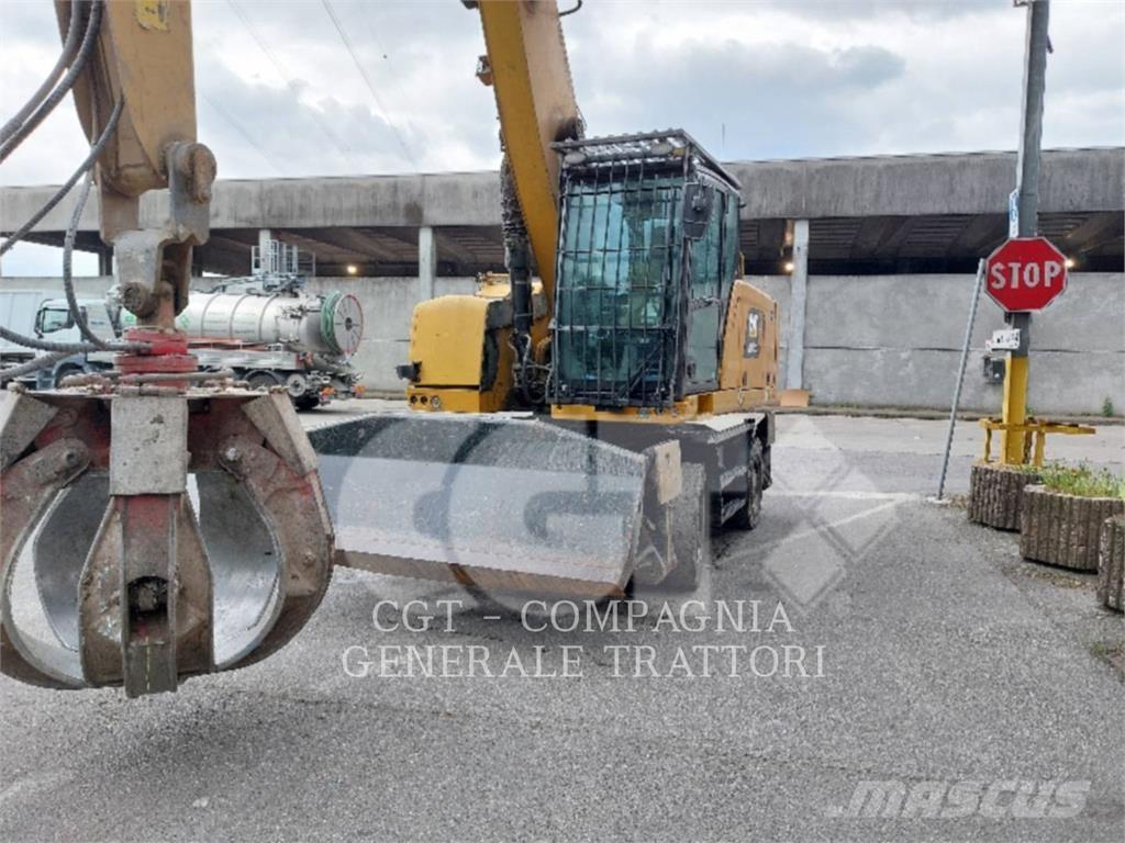 CAT MH3022 Wheeled excavators