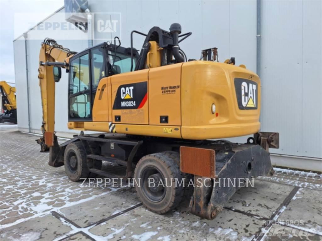 CAT MH3024-06C Demolition excavators